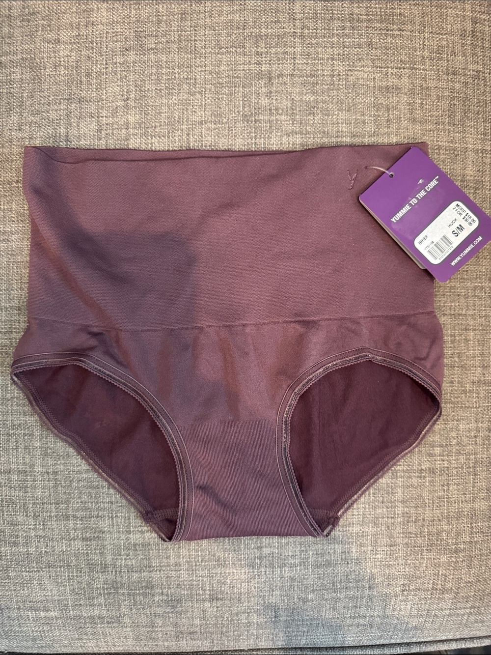 NWT Yummie Tummie Shaping Brief Sz S/M
